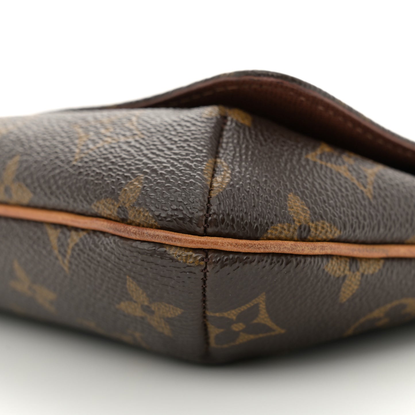 Monogram Musette Tango