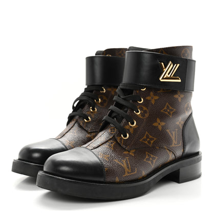 Louis Vuitton Calfskin Monogram Wonderland Flat Ranger Boots 39.5 Black 3 of 12
