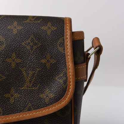 Louis Vuitton Monogram Sologne 9 of 10