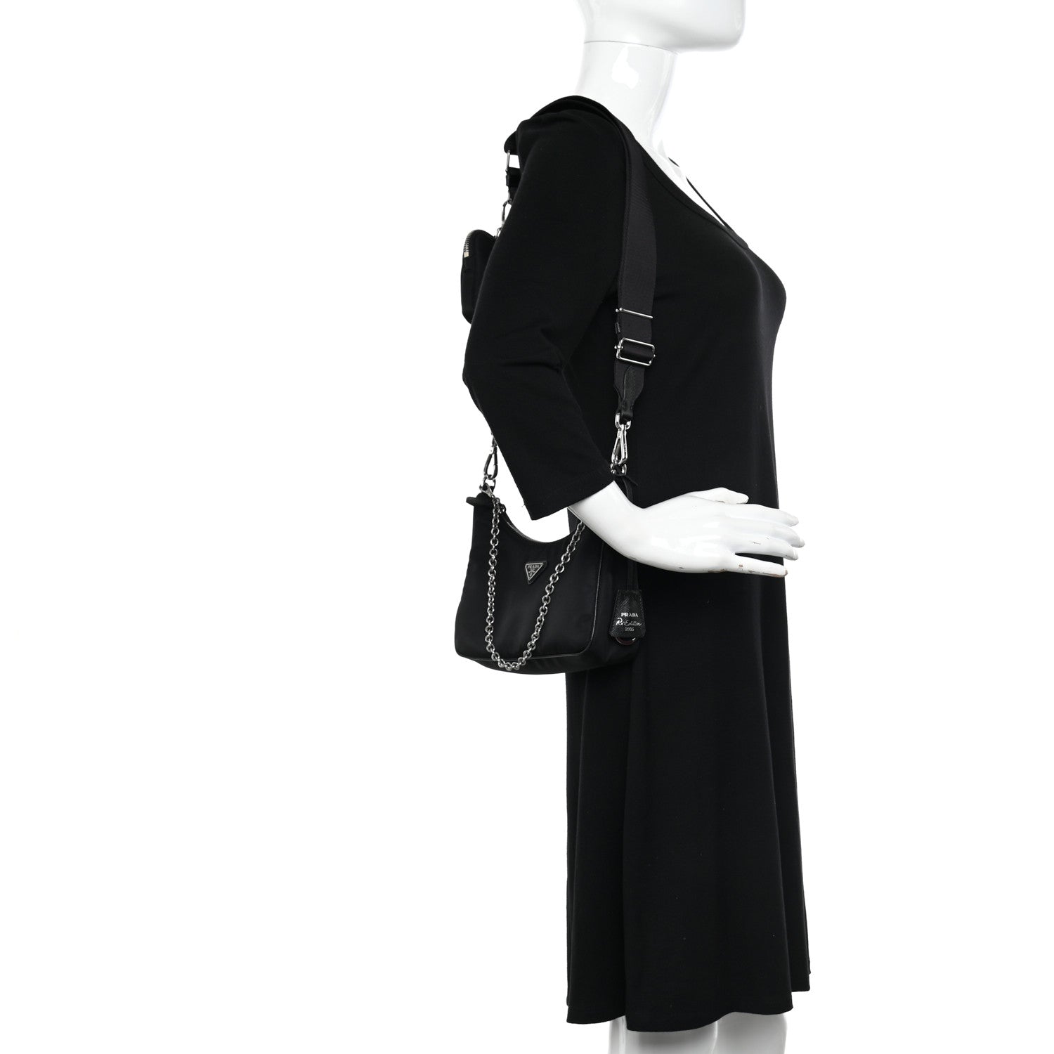 Prada Nylon Re-Edition 2005 Shoulder Bag Black 2 of 12