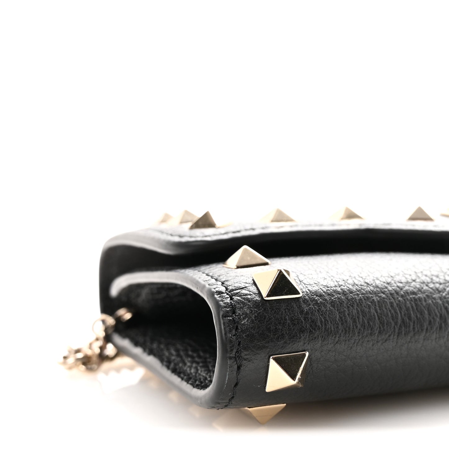 Pebbled Calfskin Rockstud Flip Lock Wallet On Chain Black