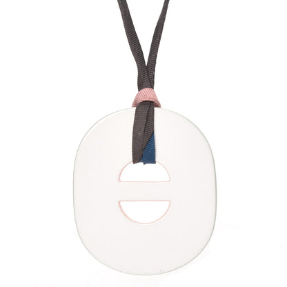 Hermes Lacquered Wood Fidelio Pigment Necklace Rose Cameo Blanc Argile 4 of 5