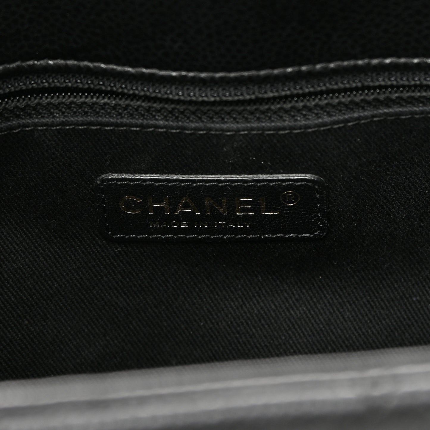 Caviar Quilted CC Timeless Soft Tote Black
