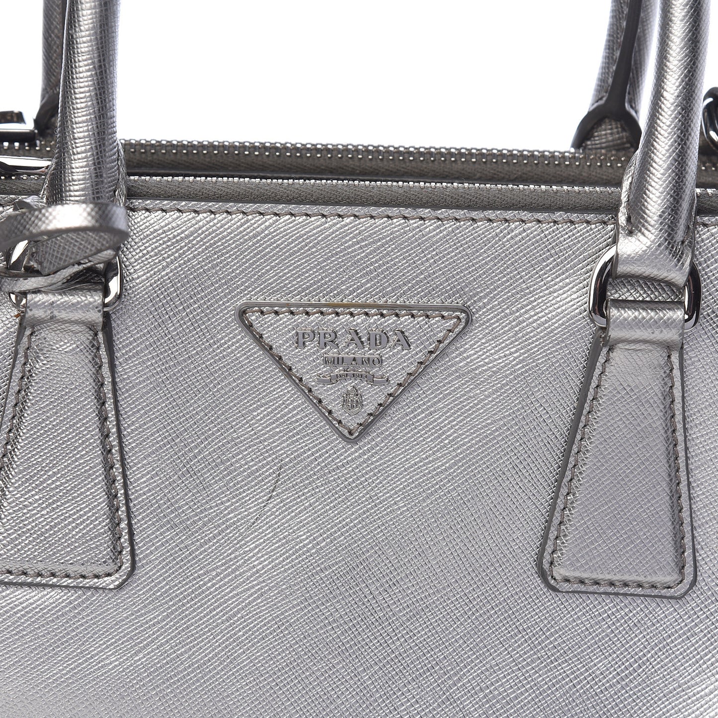 Metallic Saffiano Small Galleria Double Zip Tote Cromo