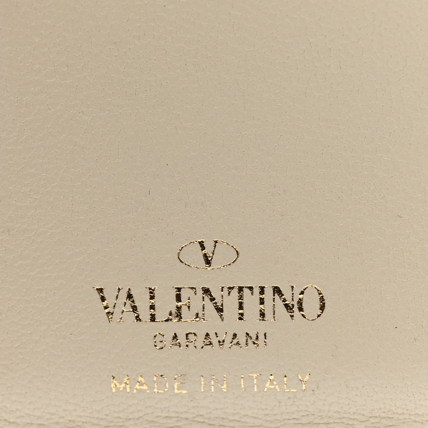 Calfskin Rockstud Card Holder with Zipper Ivory