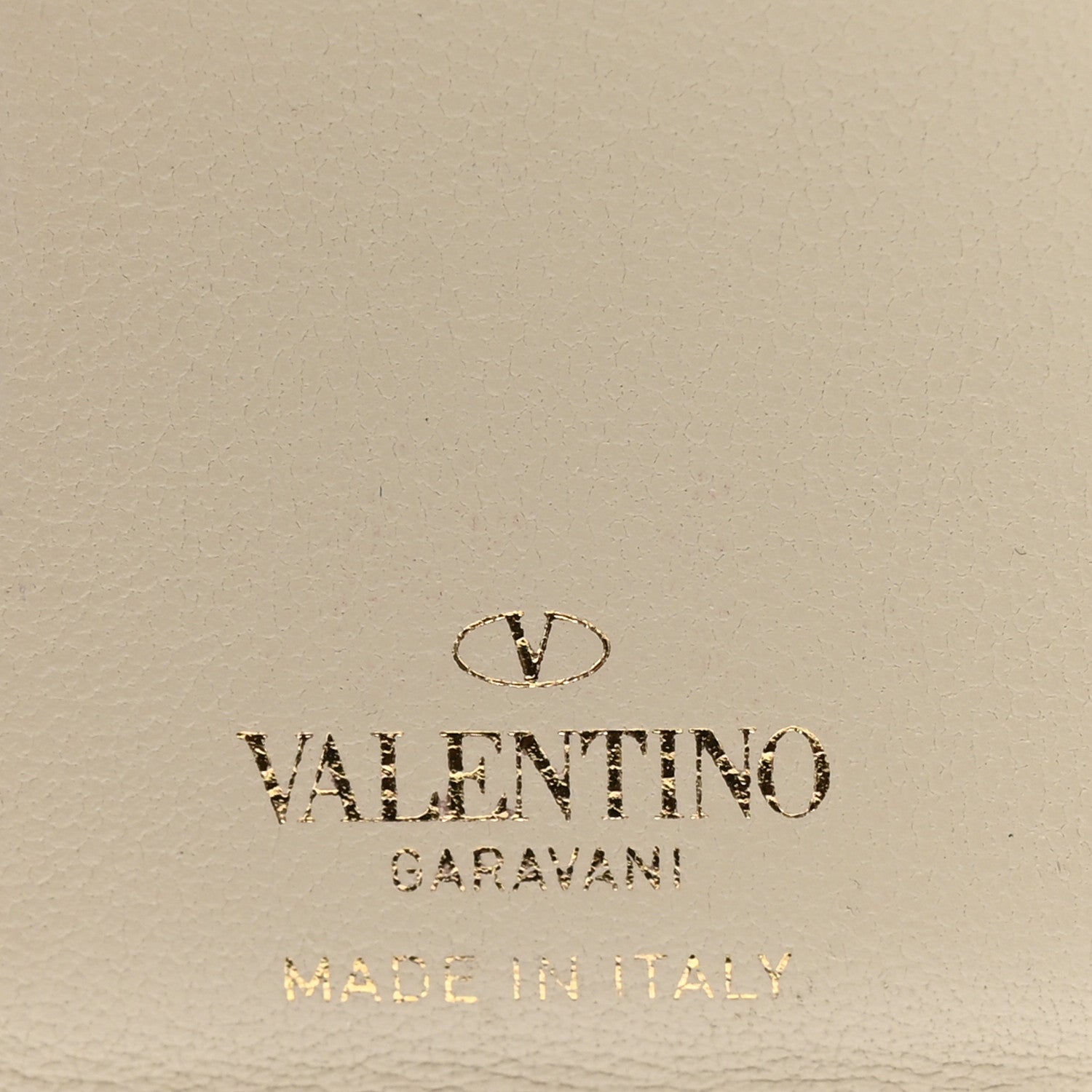 Valentino Garavani Calfskin Rockstud Card Holder with Zipper Ivory 10 of 10