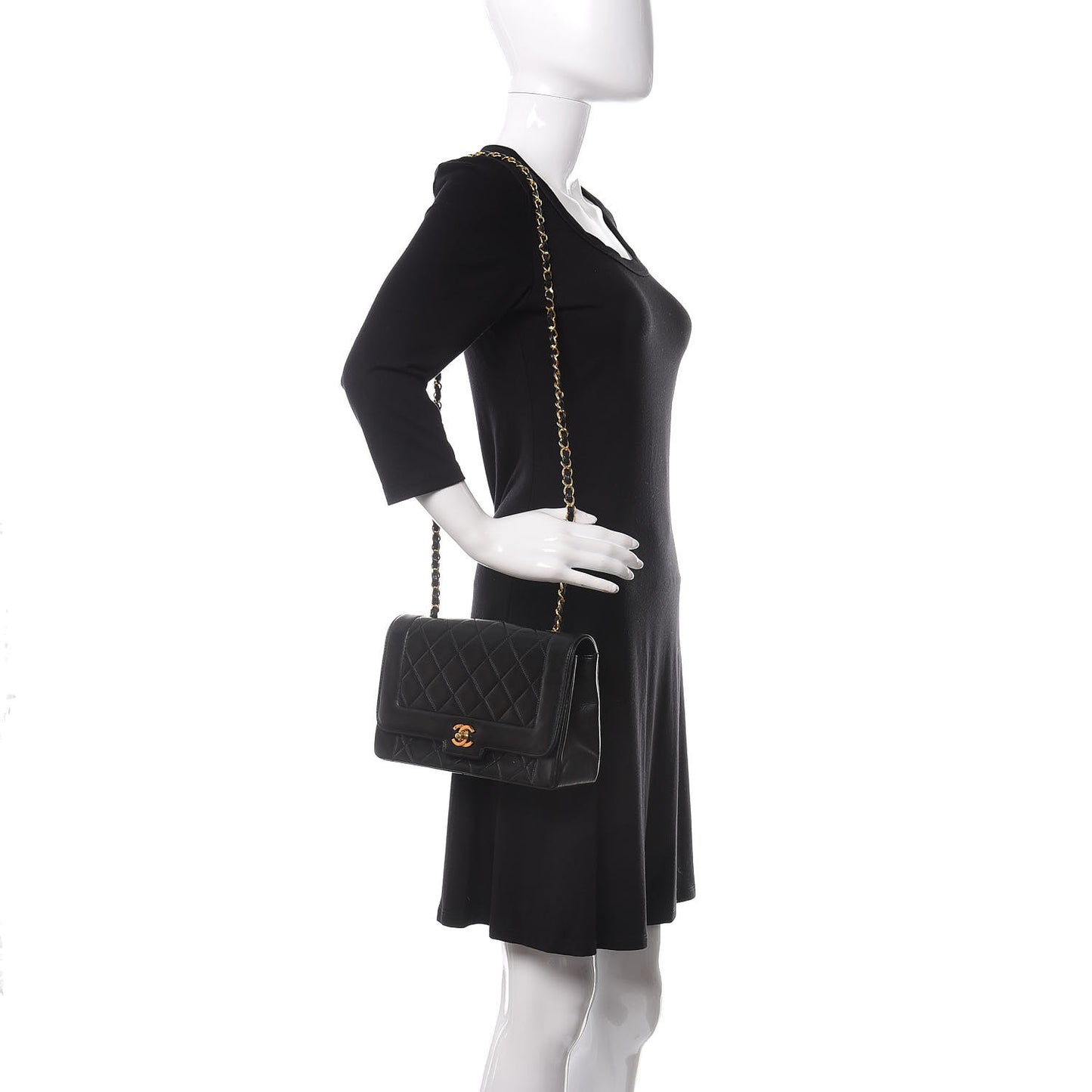 Lambskin Quilted Medium Single Flap Black