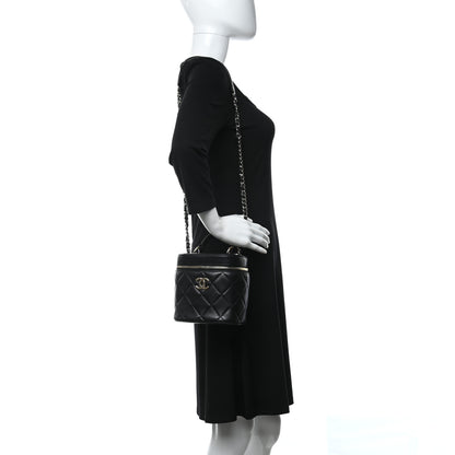 Chanel Lambskin Quilted Trendy Vanity Case Black 2 of 9