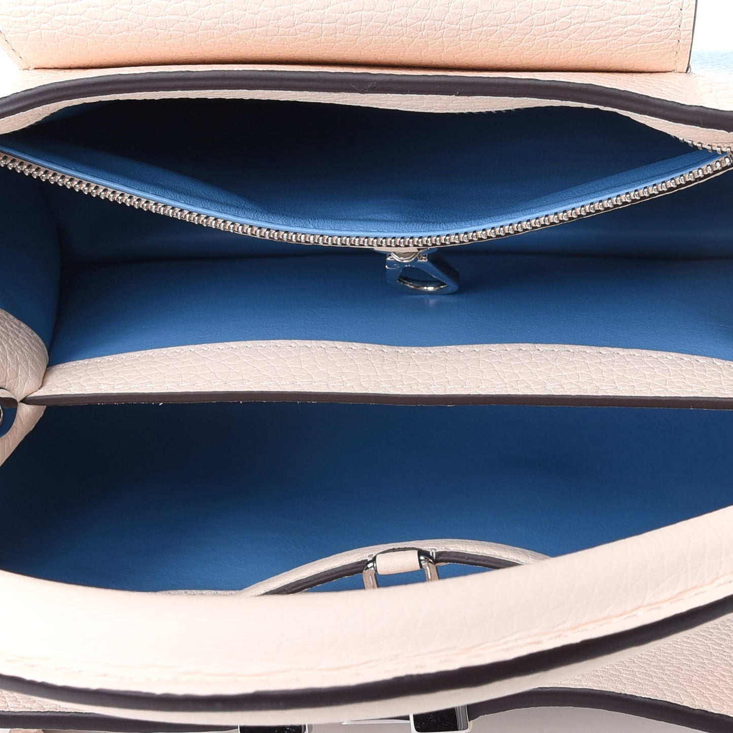 Taurillon Capucines MM Gradient Blue