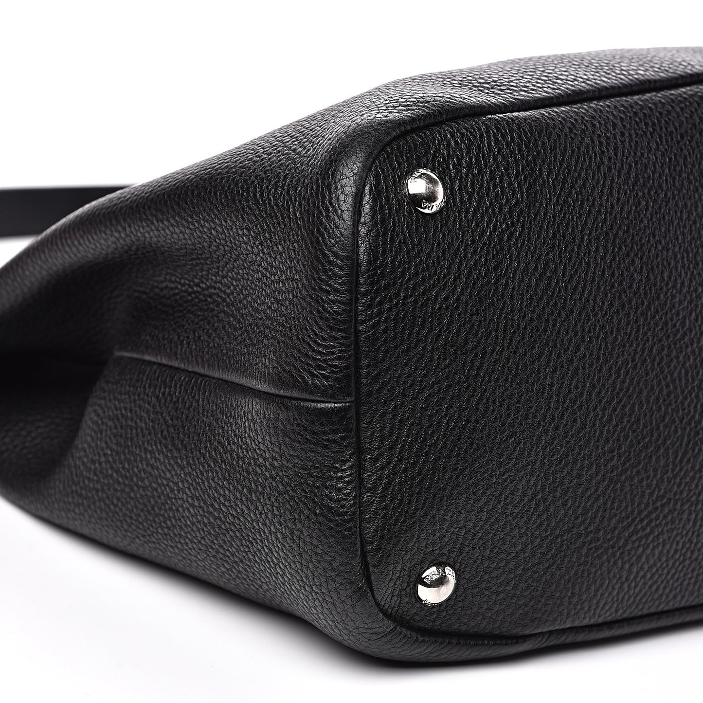 Vitello Daino Hobo Black