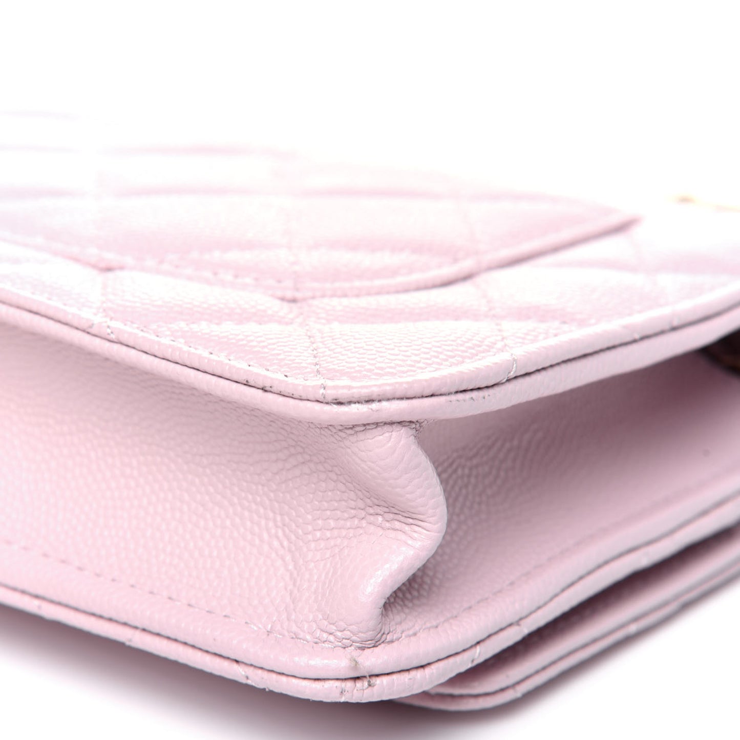 Caviar Quilted Wallet On Chain WOC Light Pink
