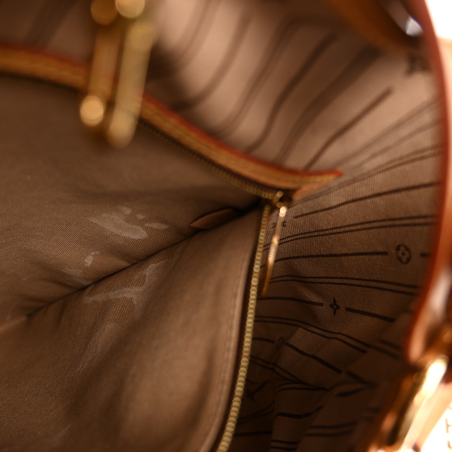 Louis Vuitton Monogram Delightful GM 11 of 11