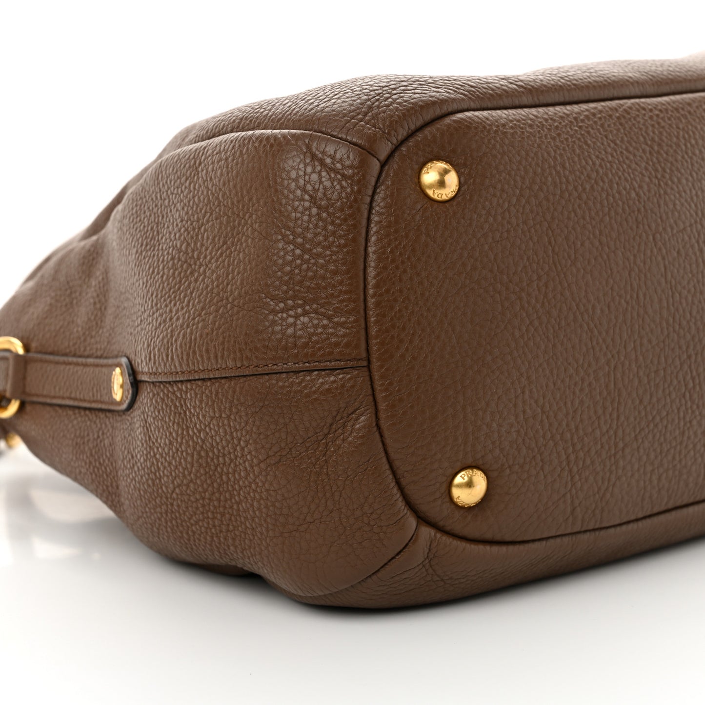 Vitello Daino Shoulder Bag Tabacco