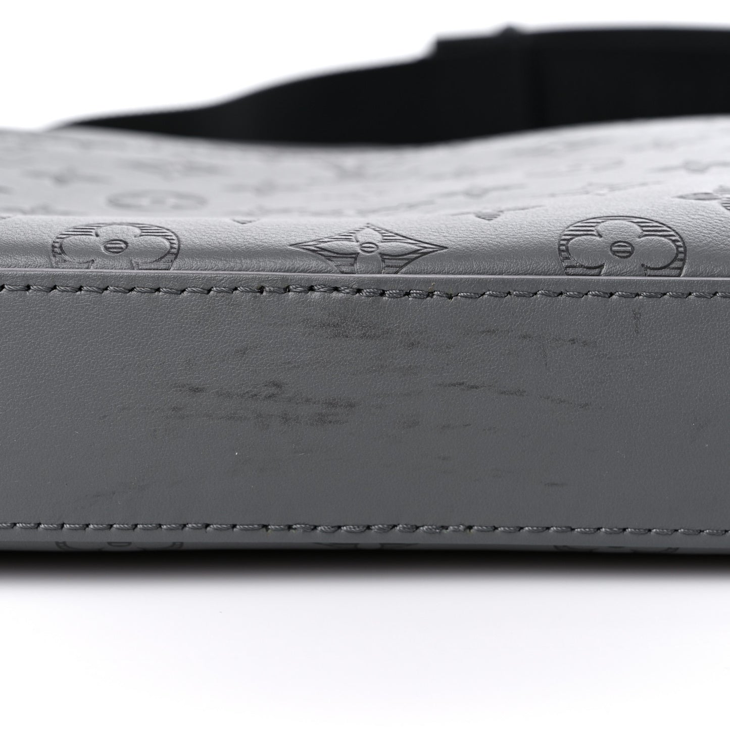 Calfskin Monogram Shadow Duo Messenger Anthracite Gray