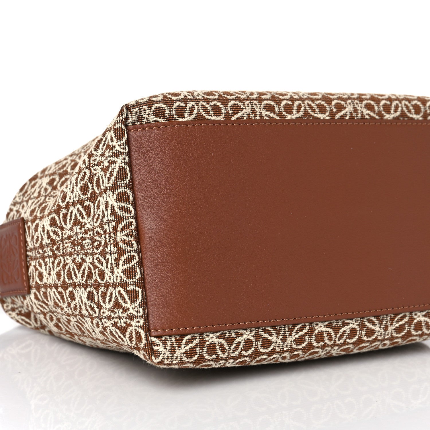 Loewe Jacquard Anagram Calfskin Small Cubi Bag Tan Pecan 6 of 8