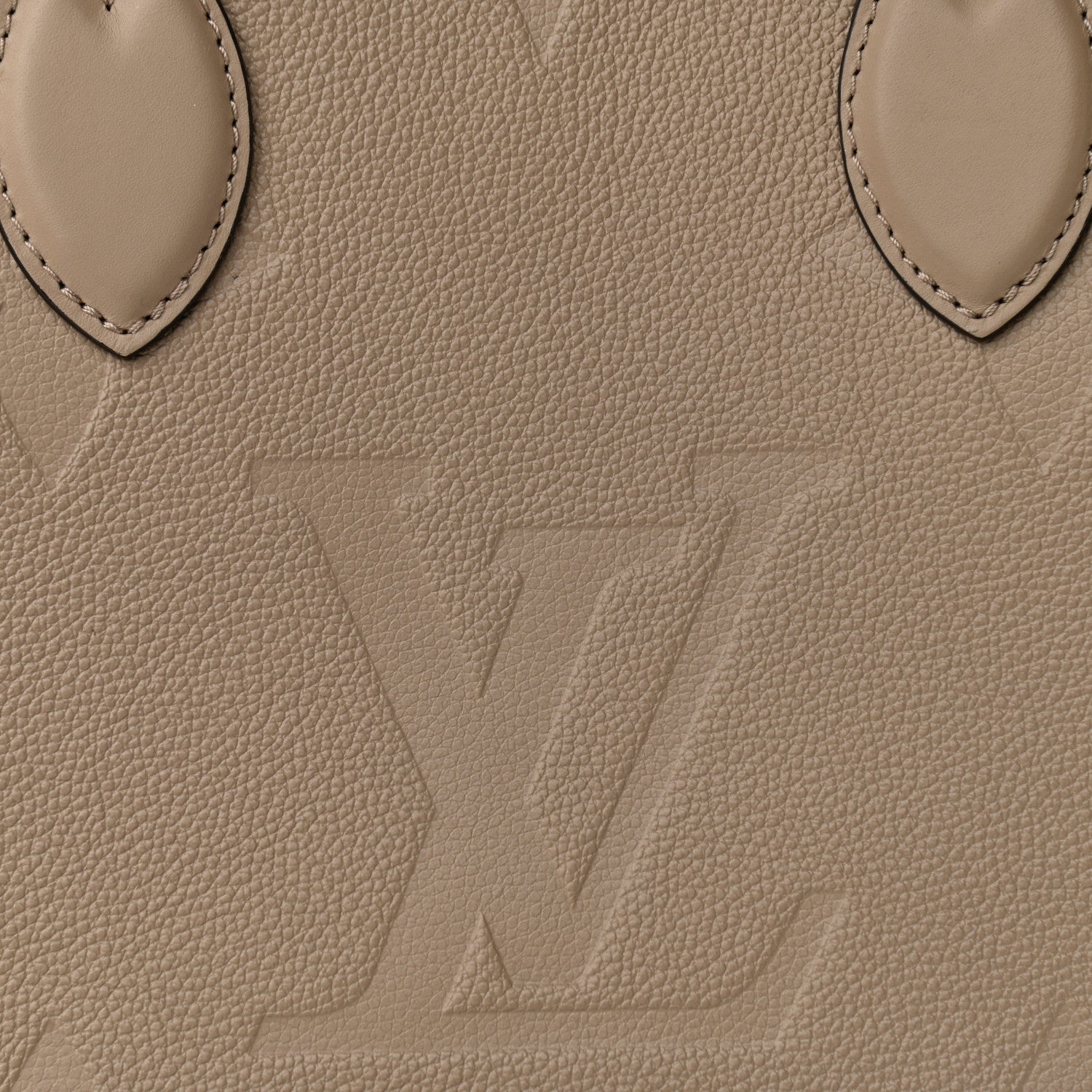 Louis Vuitton Empreinte Monogram Giant Onthego MM Tourterelle 8 of 14