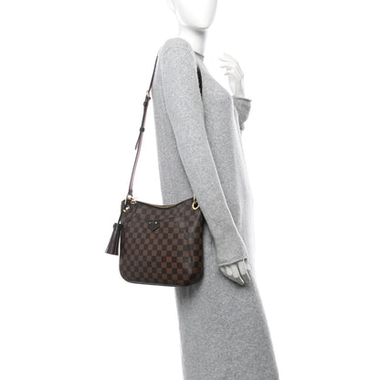 Louis Vuitton Damier Ebene South Bank Besace 2 of 10