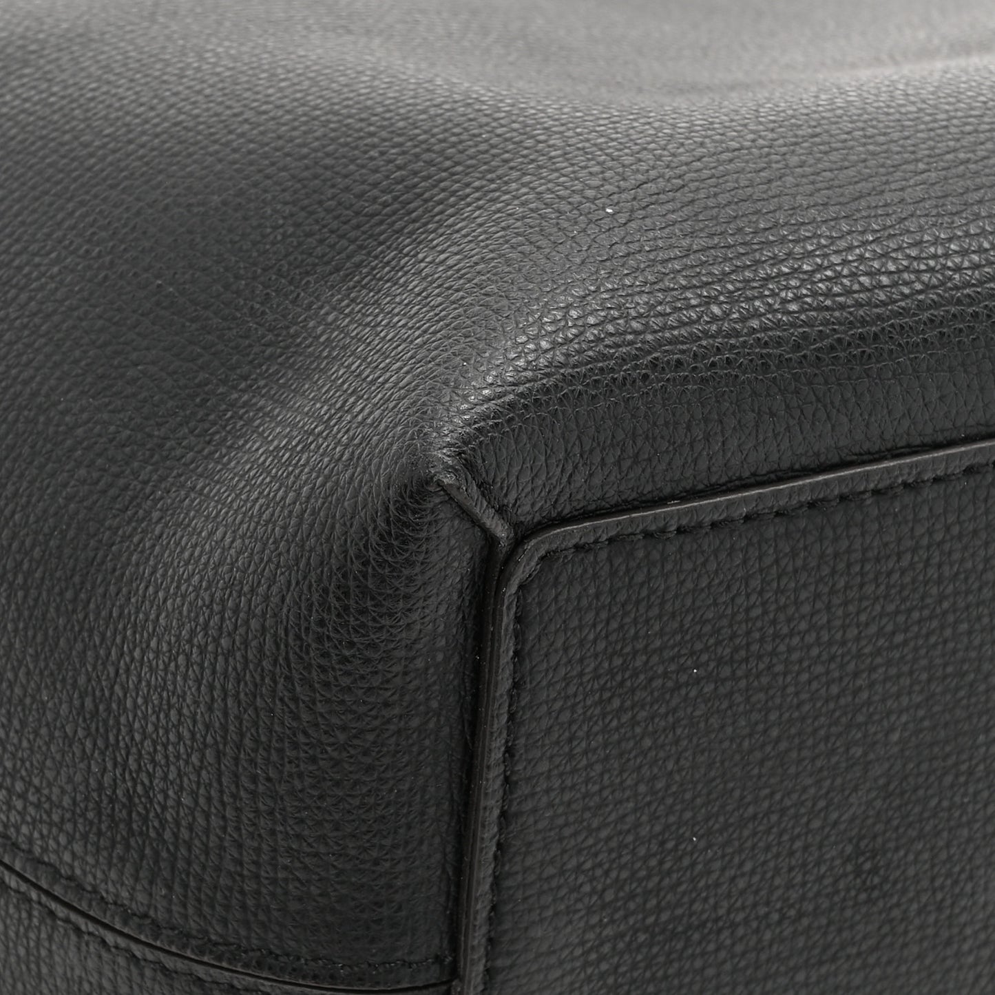 Grainy Calfskin Haymarket Check Medium Ardwell Zip Tote Black