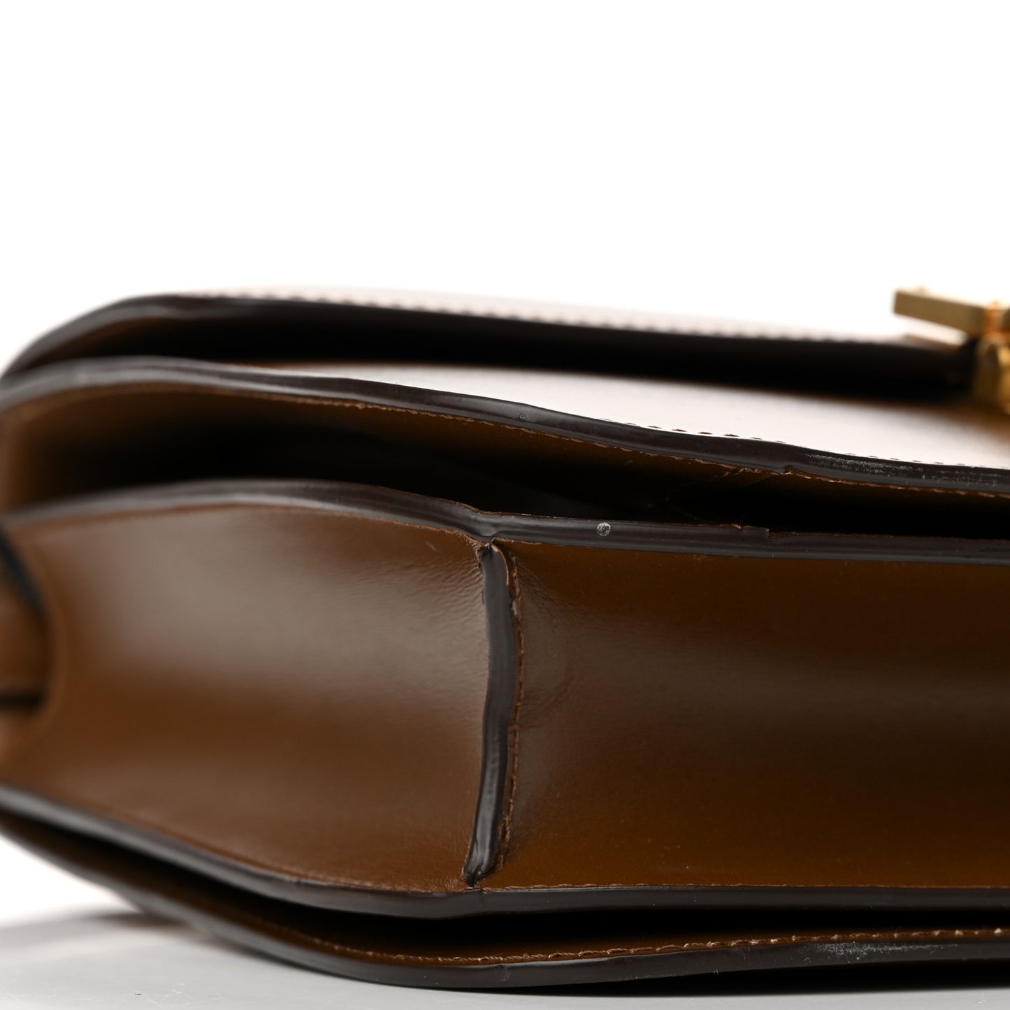 Box Calfskin Medium Classic Box Flap Bag Camel