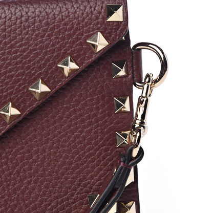 Valentino Garavani Pebbled Calfskin Medium Rockstud Envelope Flat Wristlet Pouch Rubin 7 of 8