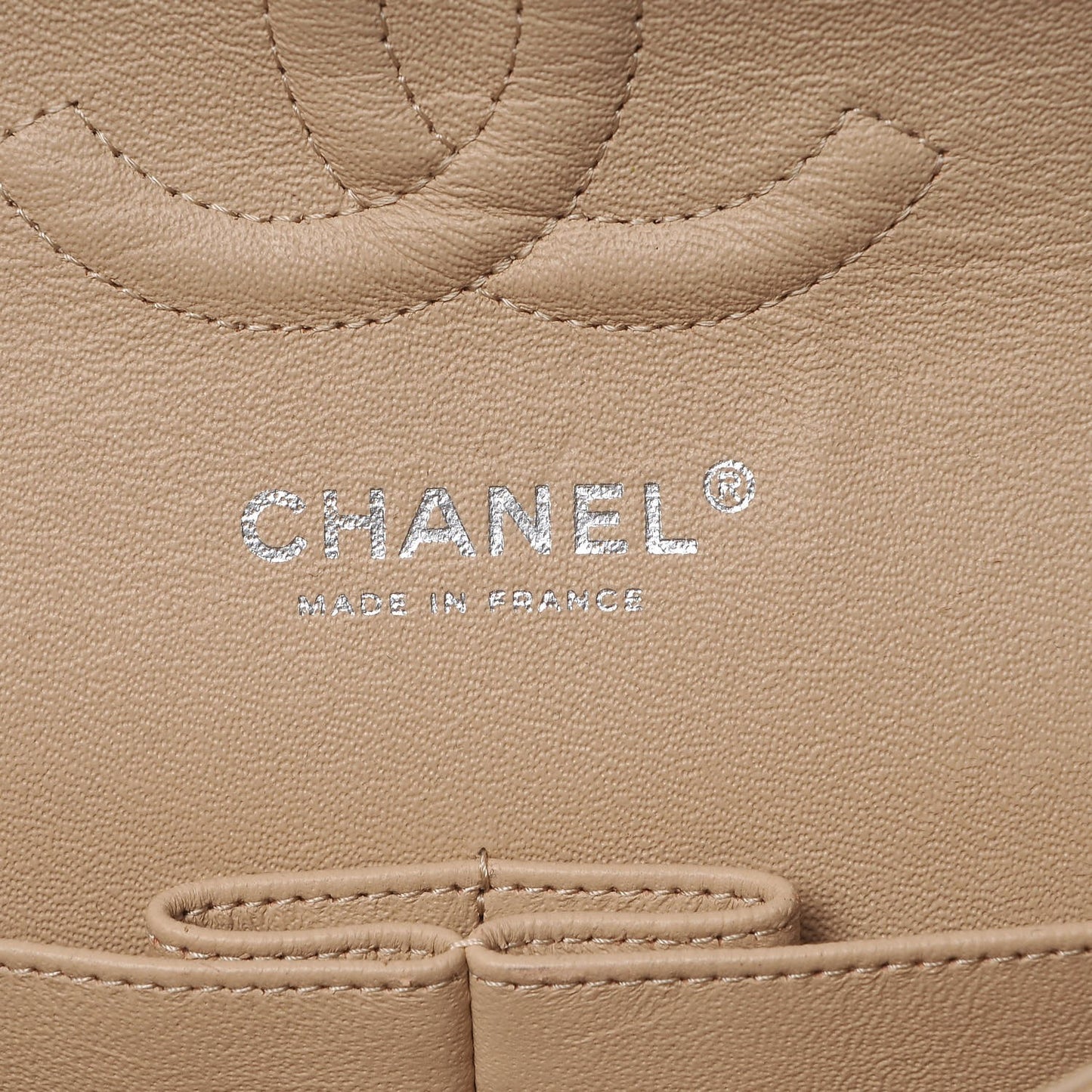 Caviar Quilted Medium Double Flap Beige Clair