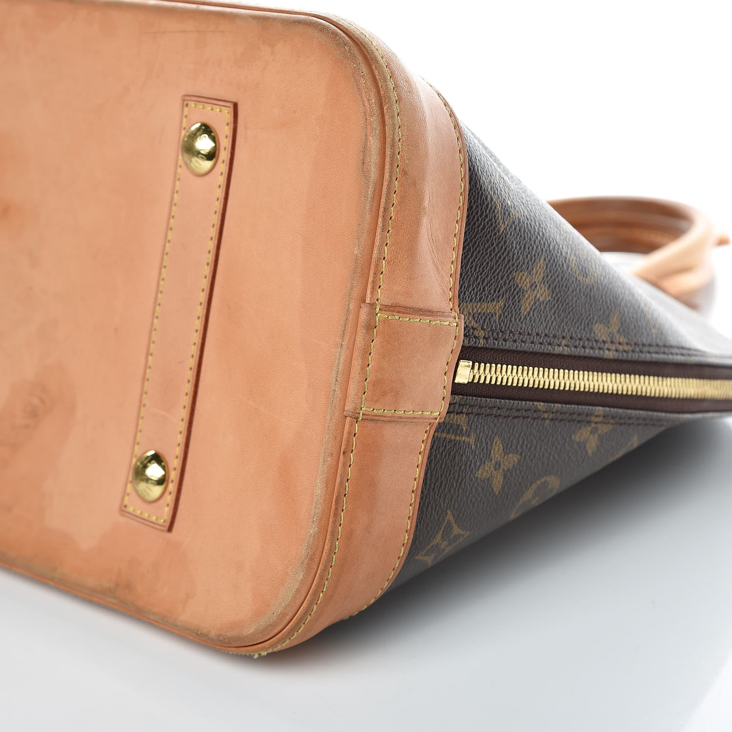Louis Vuitton Monogram Alma GM 8 of 14