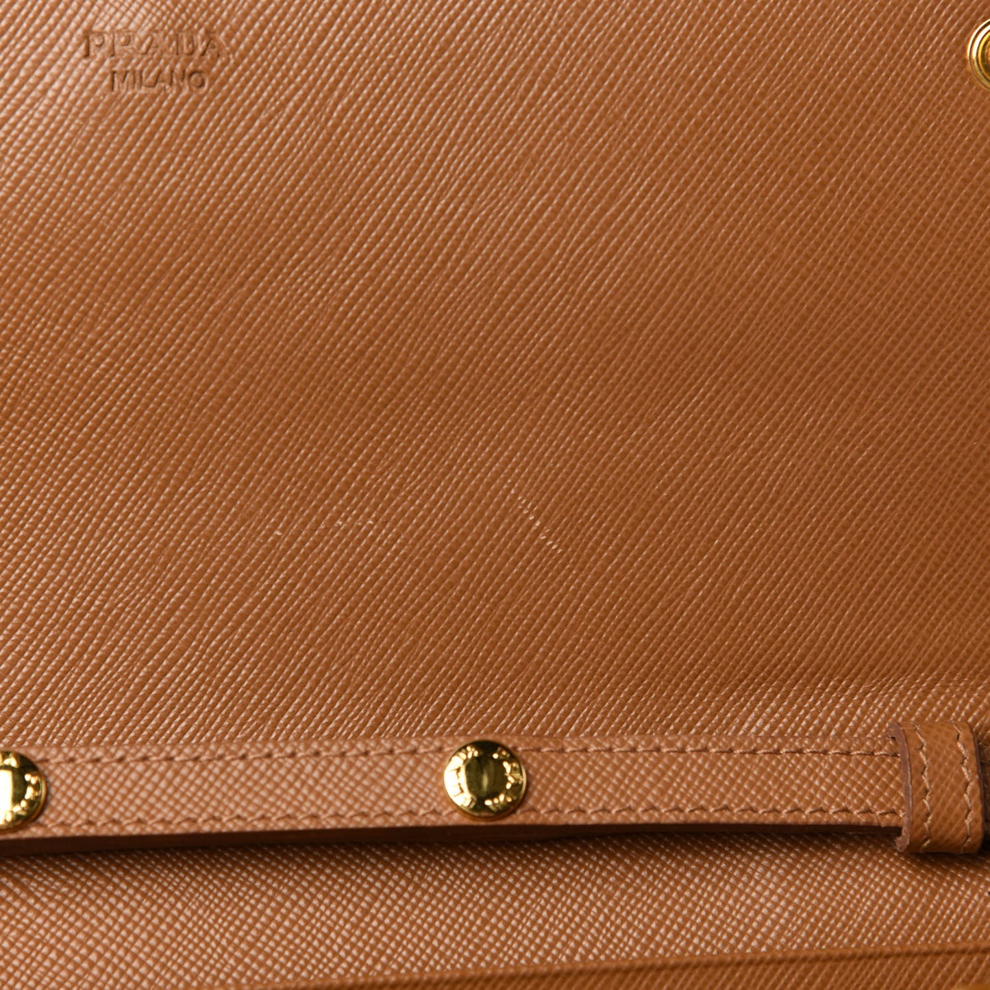 Saffiano Metal Oro Chain Wallet Caramel