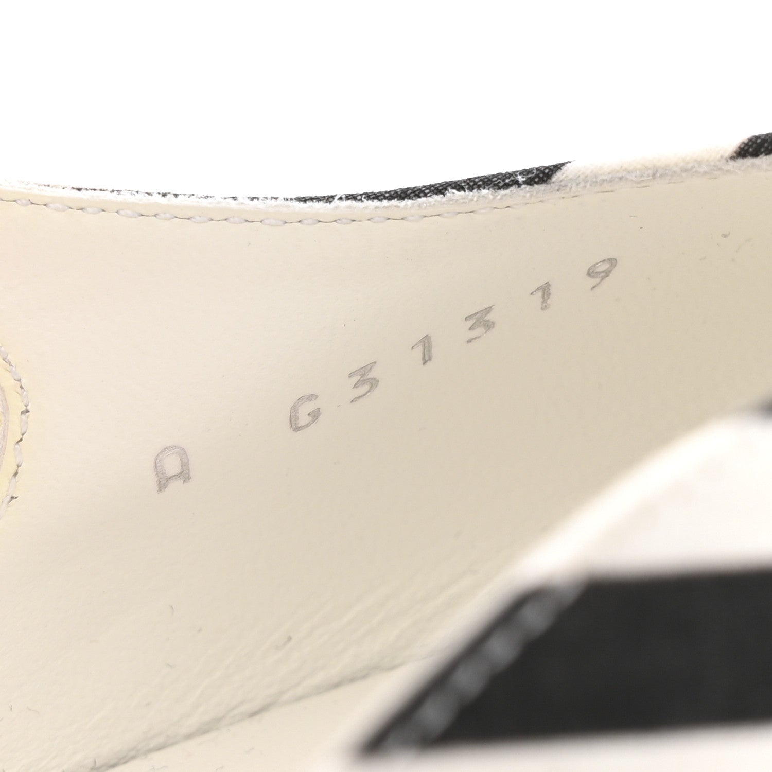 Chanel Fabric Grosgrain Cap Toe CC Slingback Flats 41 White Black 9 of 10