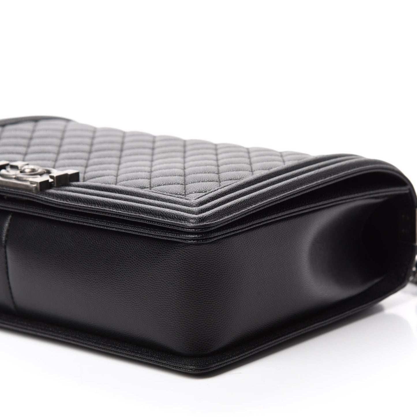 Caviar Quilted Large Boy Flap Black