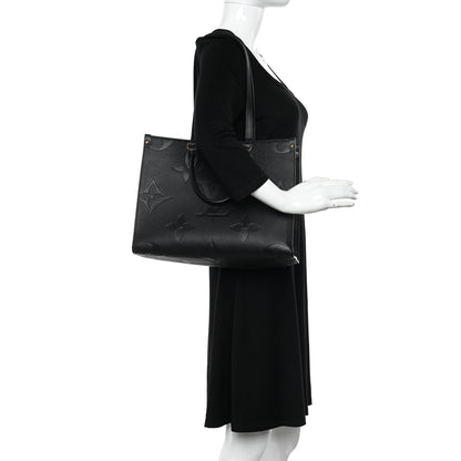 Louis Vuitton Empreinte Monogram Giant Onthego MM Black 2 of 10