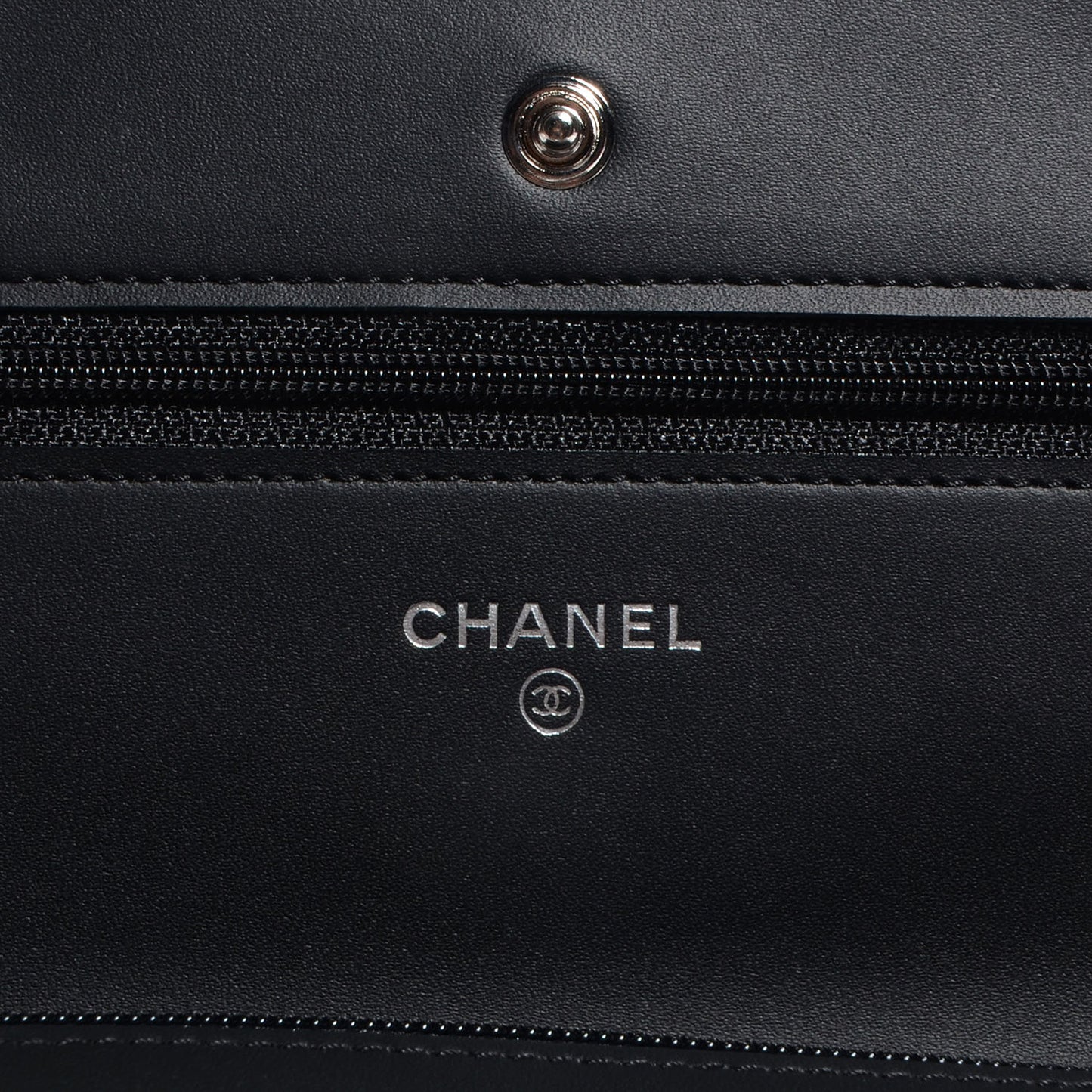 Caviar Timeless CC Wallet on Chain WOC Black
