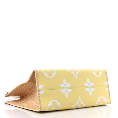 Louis Vuitton Monogram Giant By The Pool Hawaii Onthego GM Light Pink 4 of 11