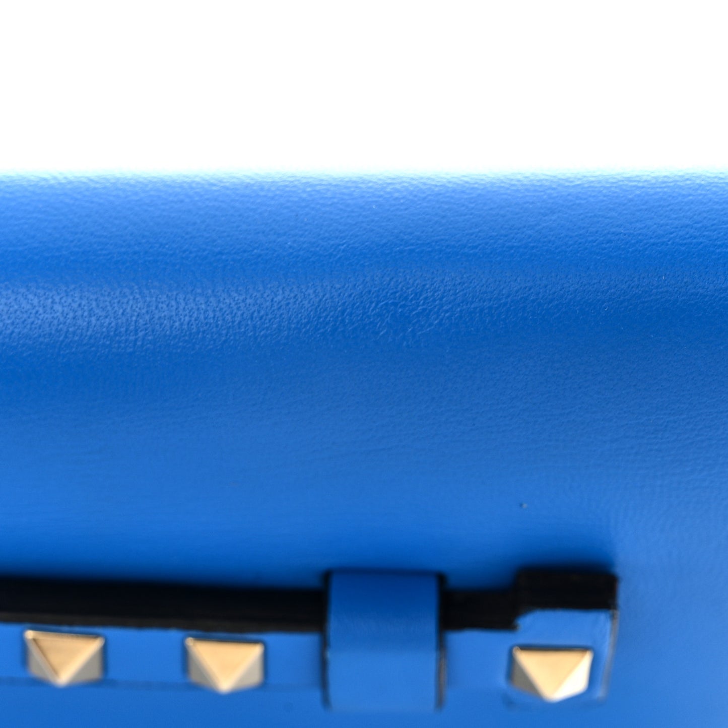 Nappa Rockstud Wristlet Clutch Blue Fluo