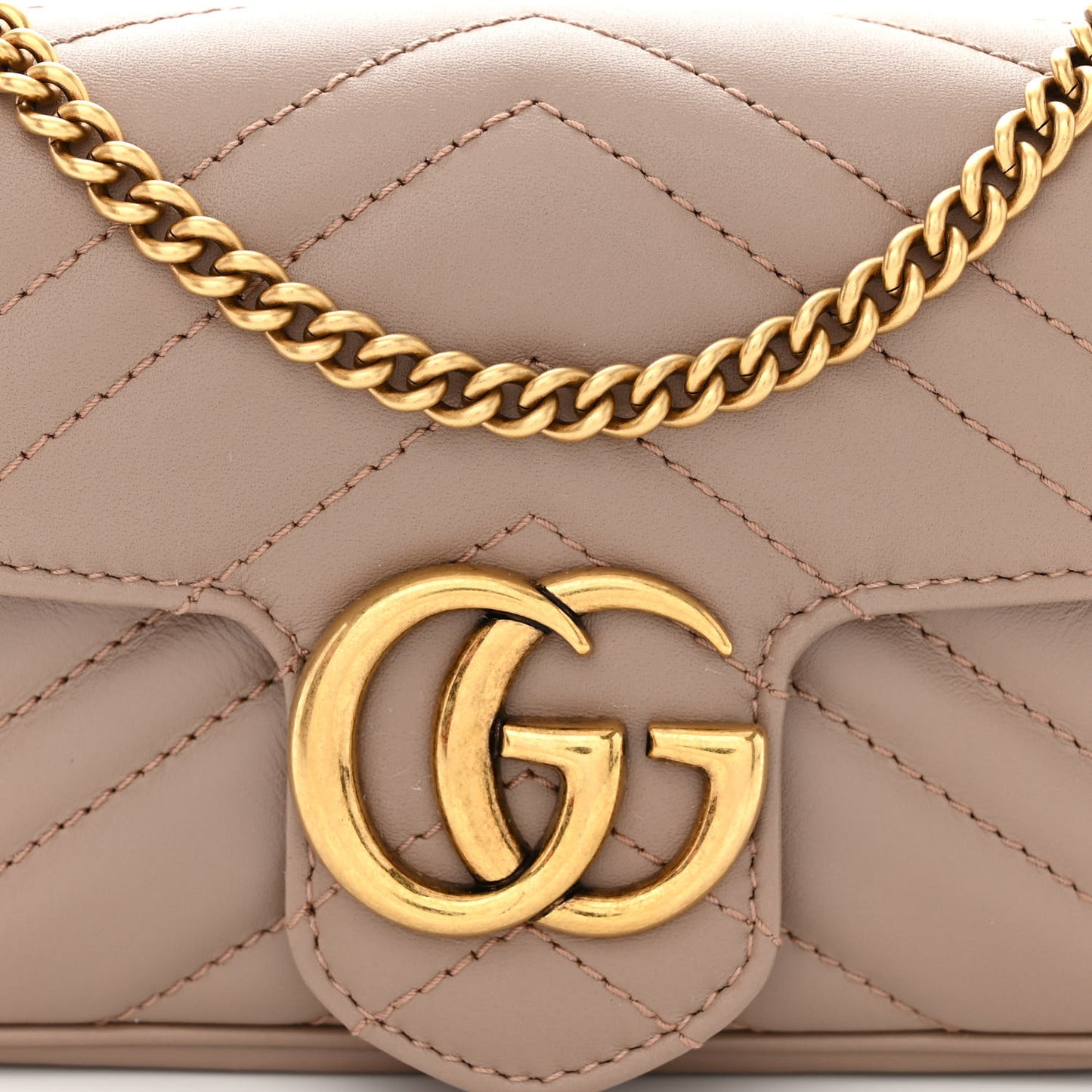 Calfskin Matelasse Super Mini GG Marmont Shoulder Bag Porcelain Rose