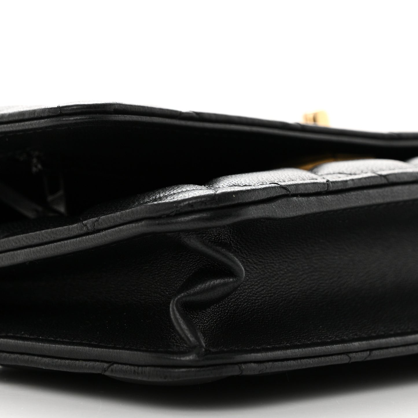 Lambskin Quilted CC Pearl Crush Wallet on Chain WOC Black