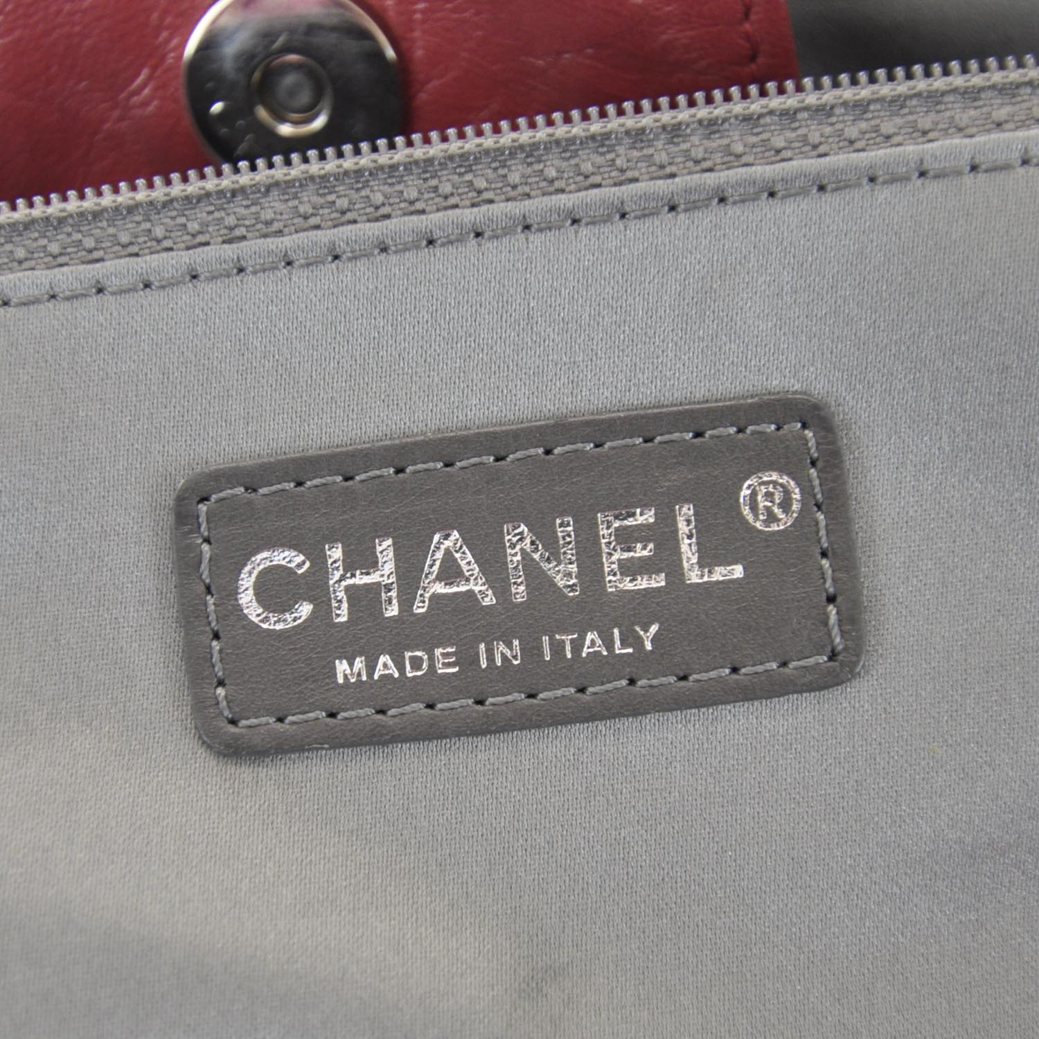 Chanel Square Stitched Lax Red 9 of 10