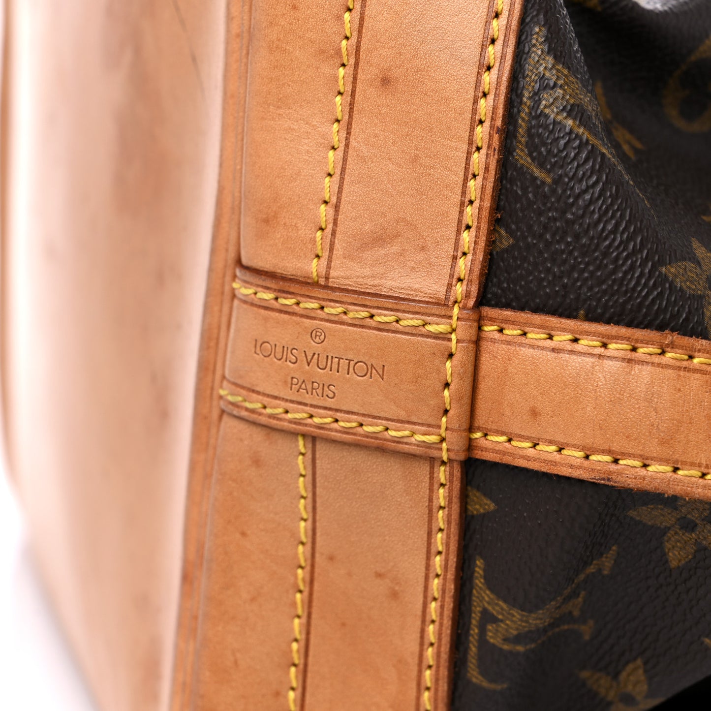 Monogram Noe