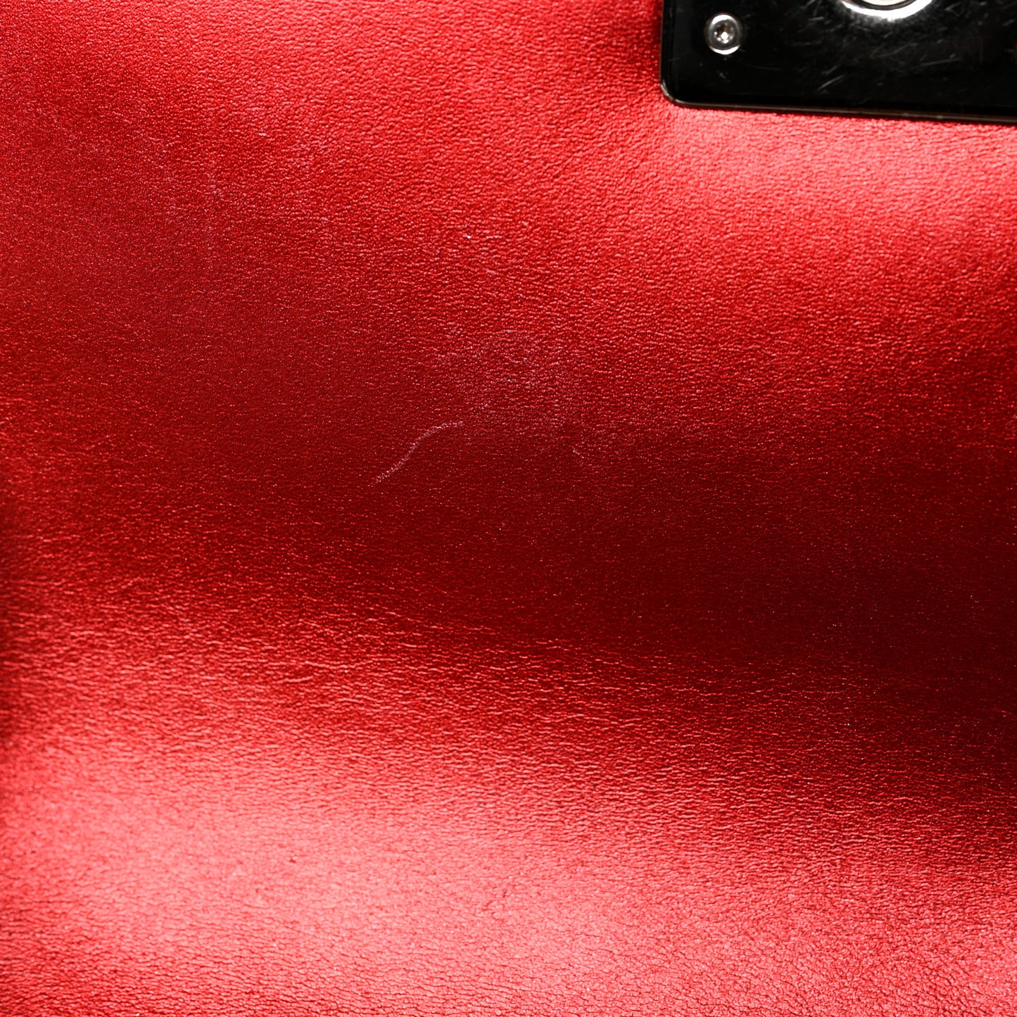 Metallic Patent Calfskin Quilted Medium Boy Flap Red
