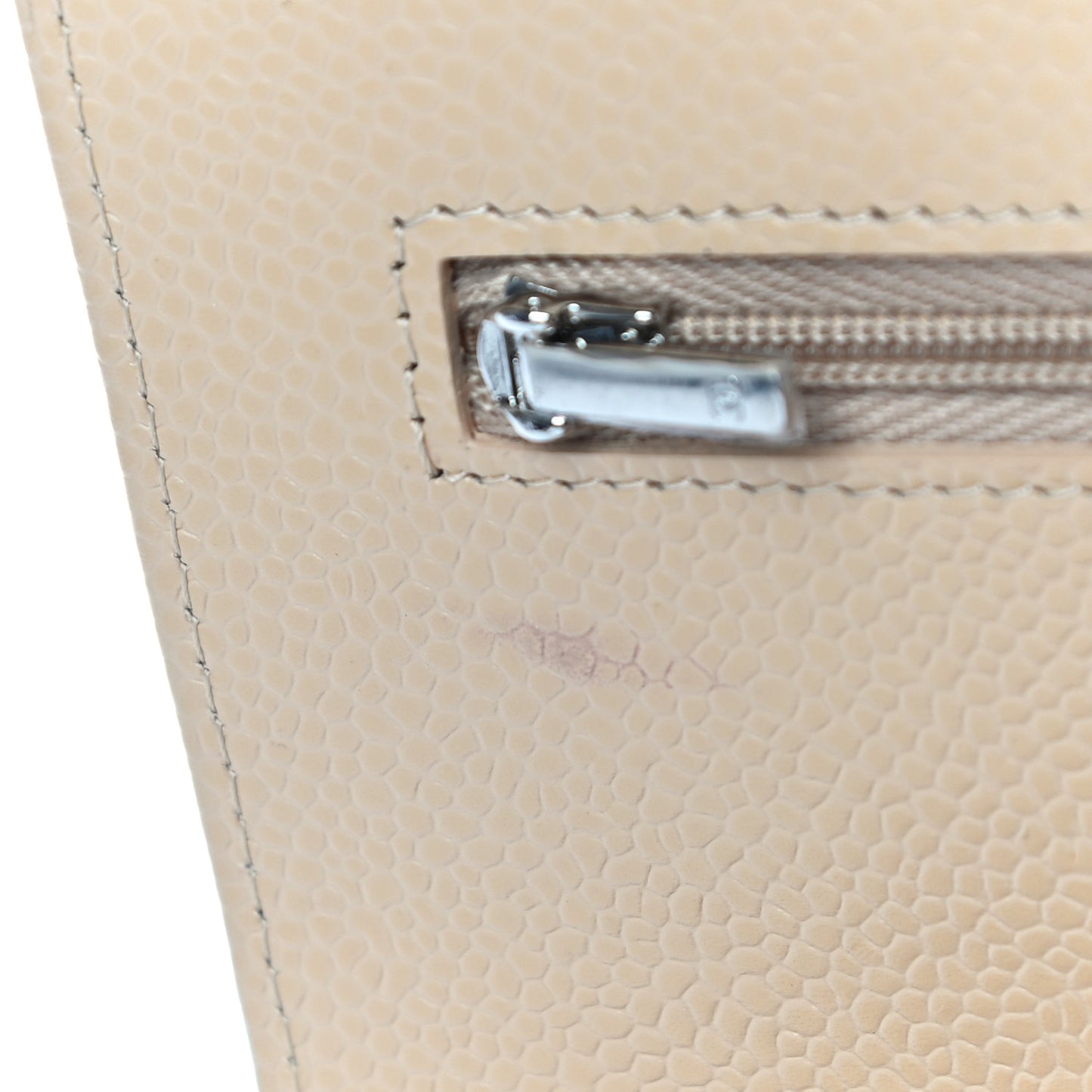Caviar Quilted Wallet On Chain WOC Beige