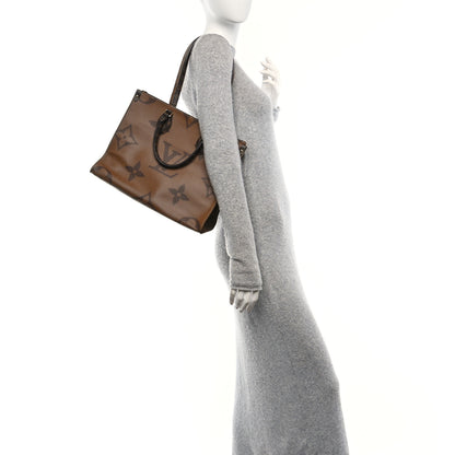 Louis Vuitton Reverse Monogram Giant Onthego MM 2 of 9