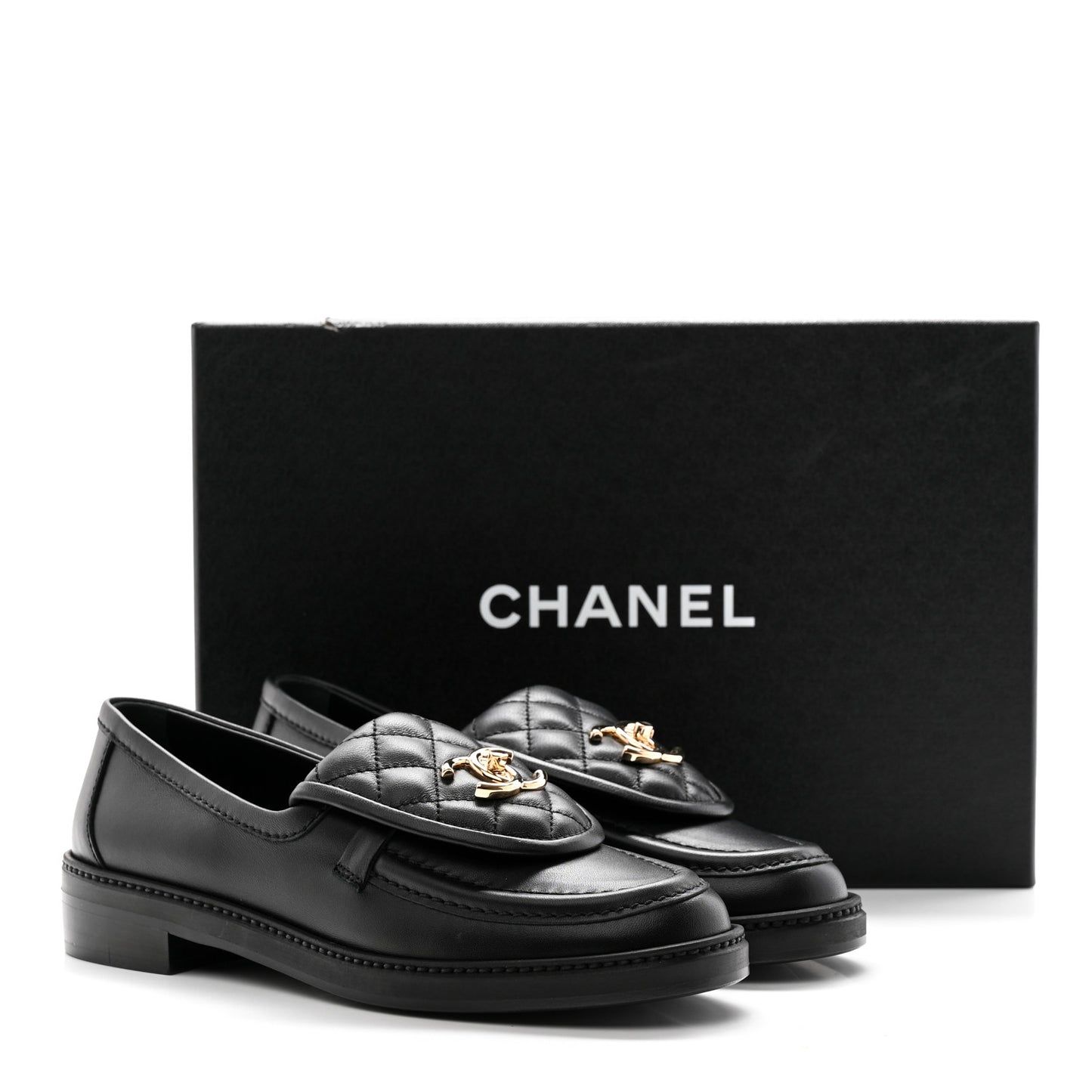 Lambskin Quilted CC Turnlock Loafers 37 Black