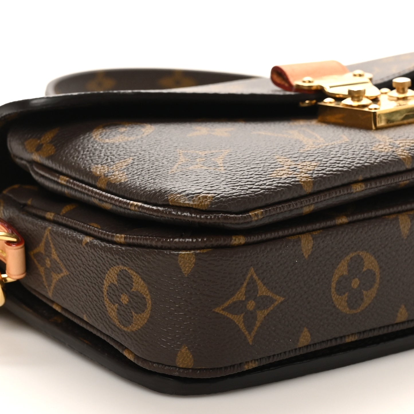 Monogram Pochette Metis East West