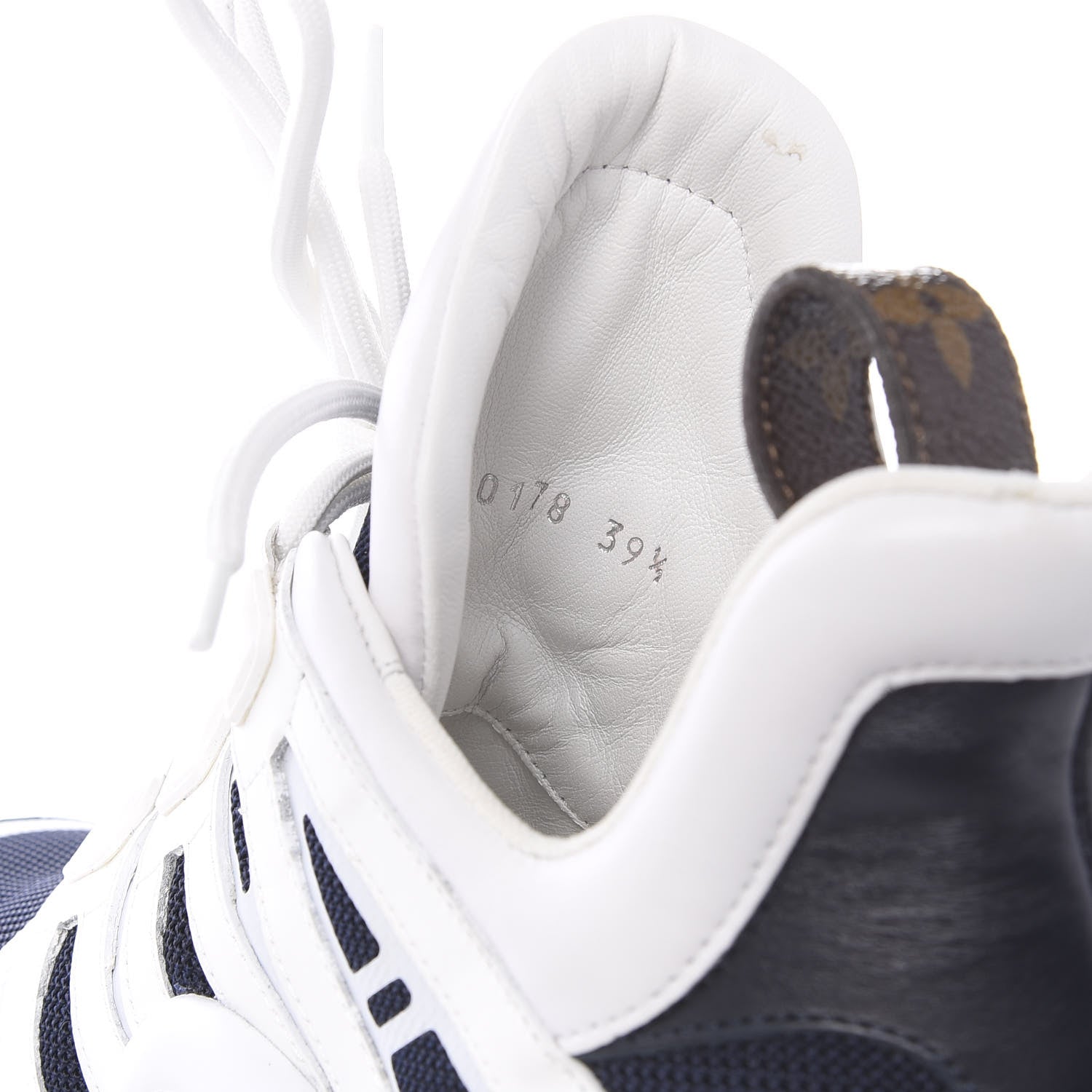 Louis Vuitton Calfskin Technical Nylon LV Archlight Sneakers 39.5 Marine 9 of 9