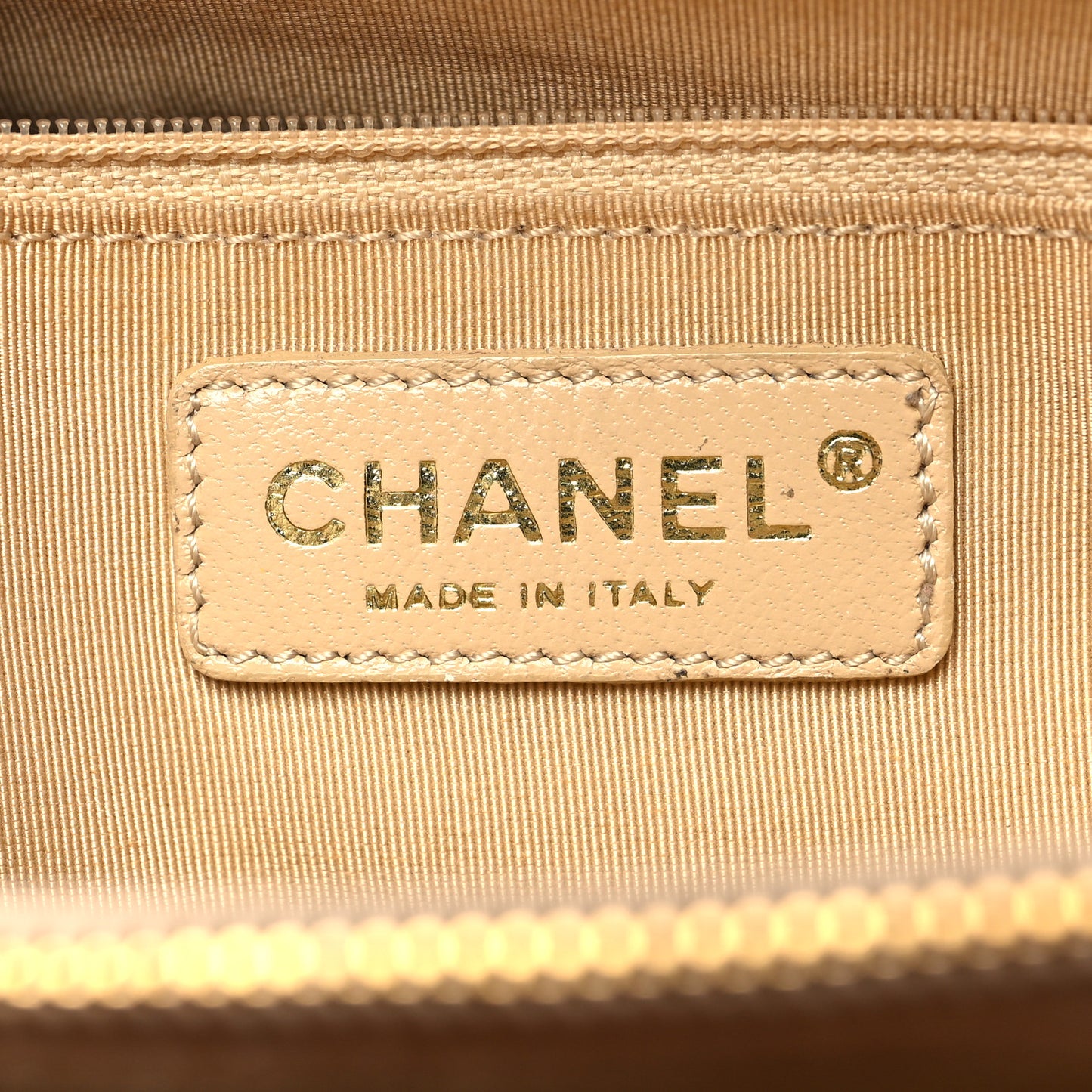 Caviar Quilted Grand Shopping Tote GST Beige Clair