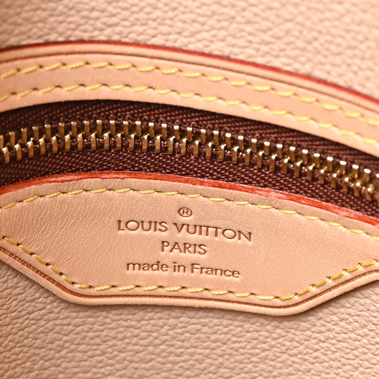 Monogram Petit Bucket 23