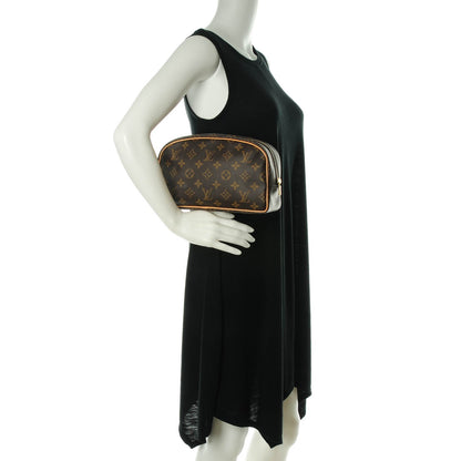 Louis Vuitton Monogram Toiletry 25 2 of 7