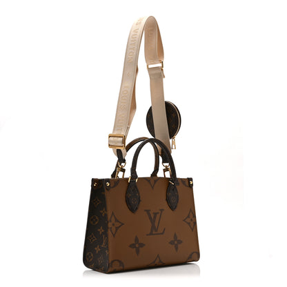Louis Vuitton Reverse Monogram Giant Onthego PM 3 of 9