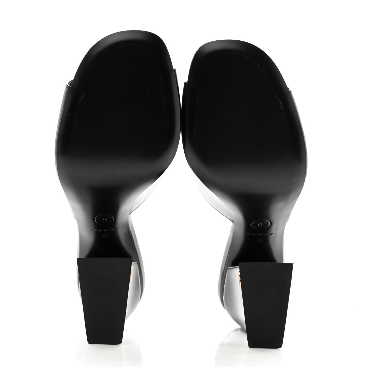 Shiny Goatskin Pearl Mule 40 Black