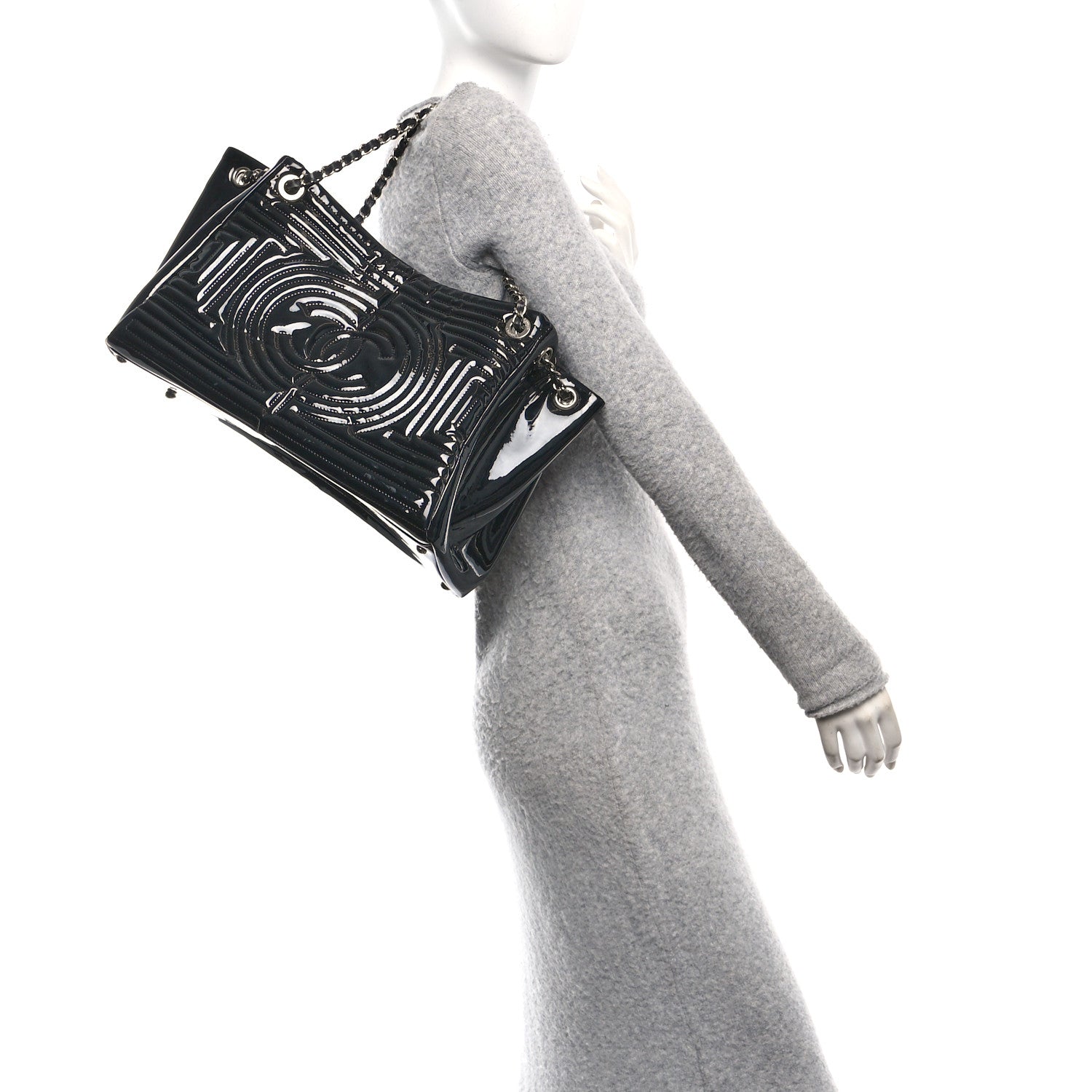 Chanel Vinyl Coco Ming Tote Black 1810196 – FASHIONPHILE