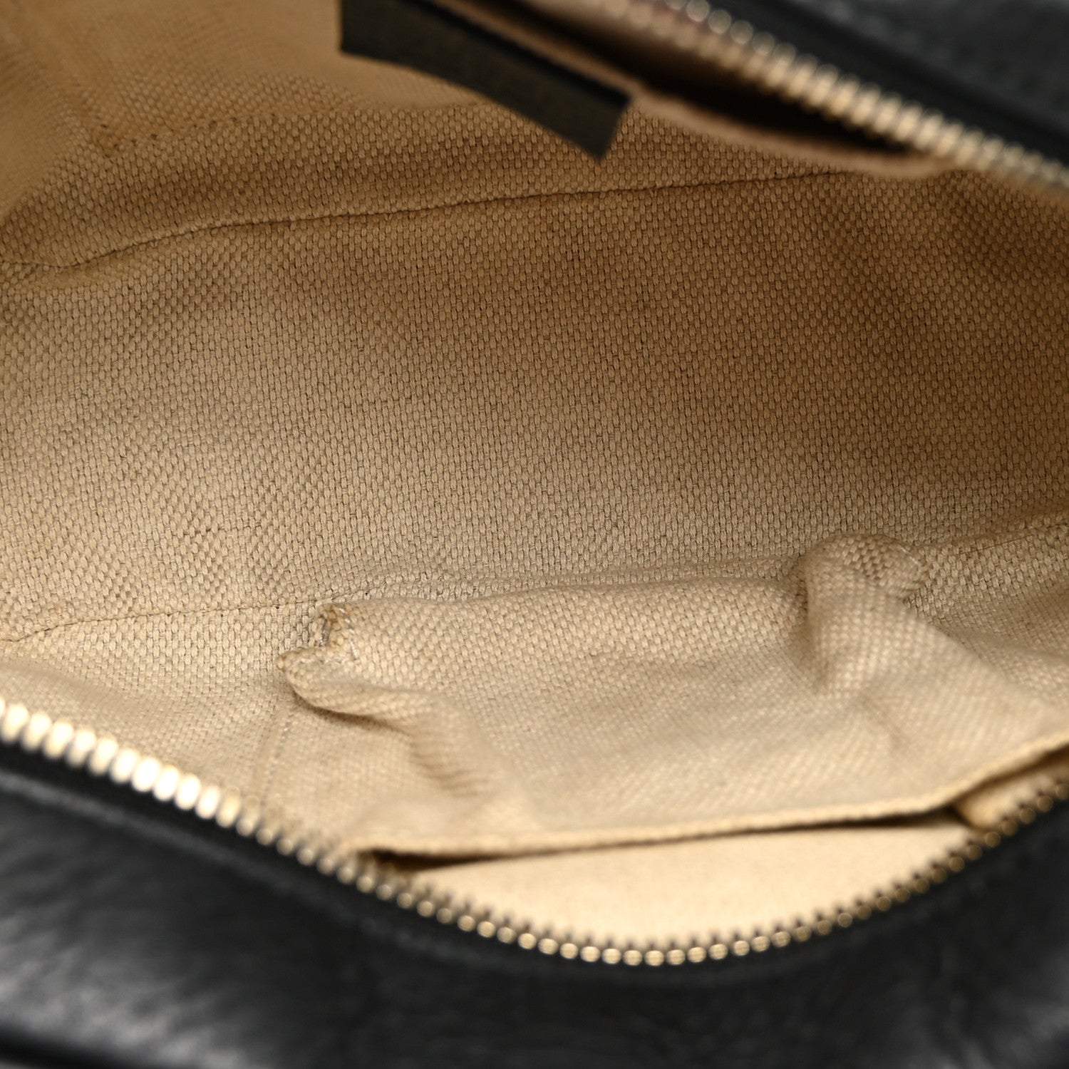 Gucci Pebbled Calfskin Small Soho Disco Bag Black 4 of 11